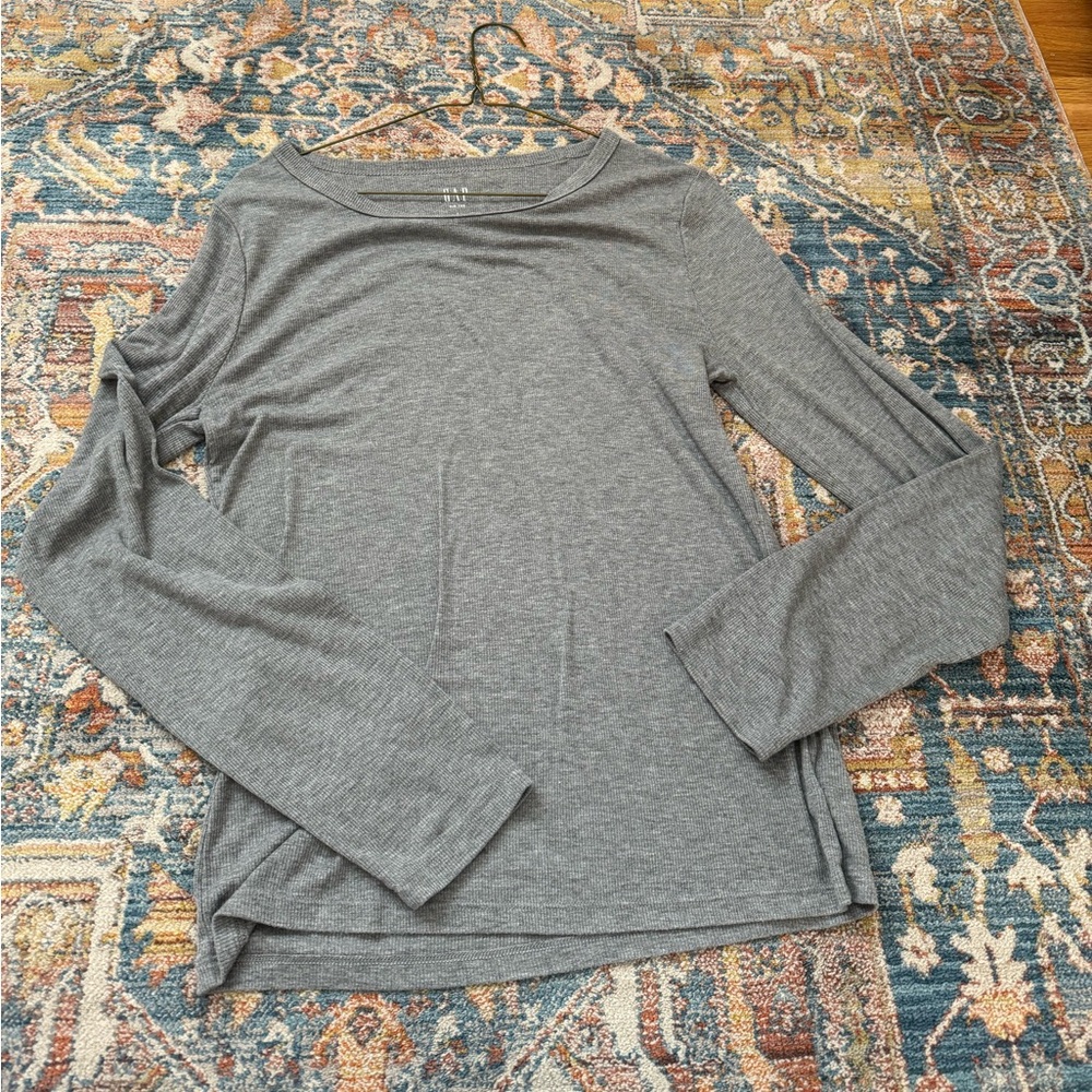 Gap Gray Long Sleeve Ribbed Top